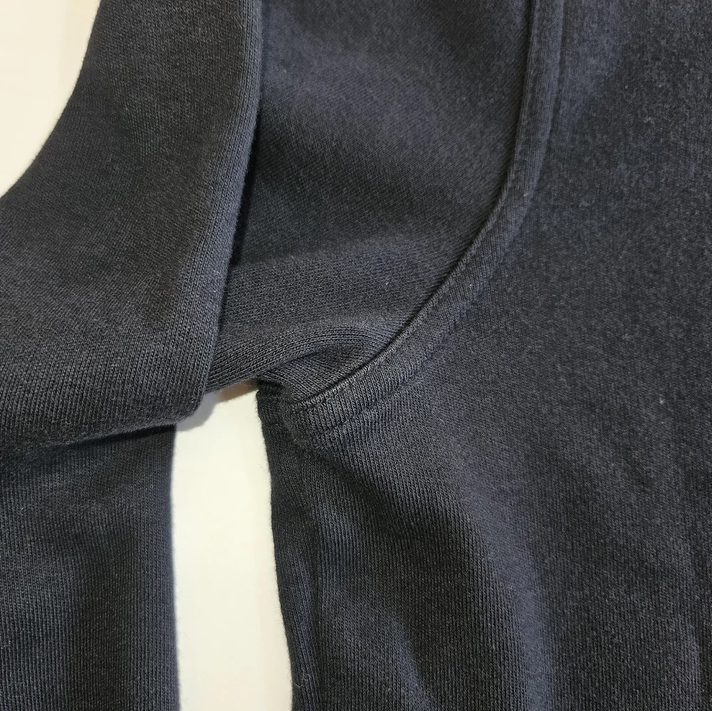 Burberry Brit Men's Large Navy Half Zip-Up Pullover - Picture 10 of 16